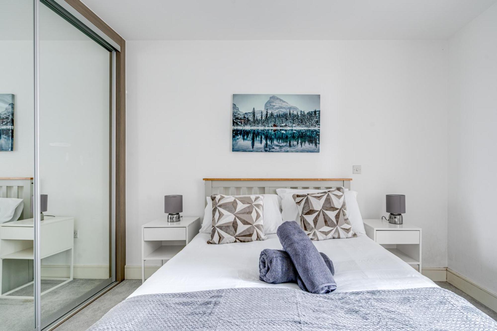 Cozy London Apartment With 2 Bedrooms Екстериор снимка